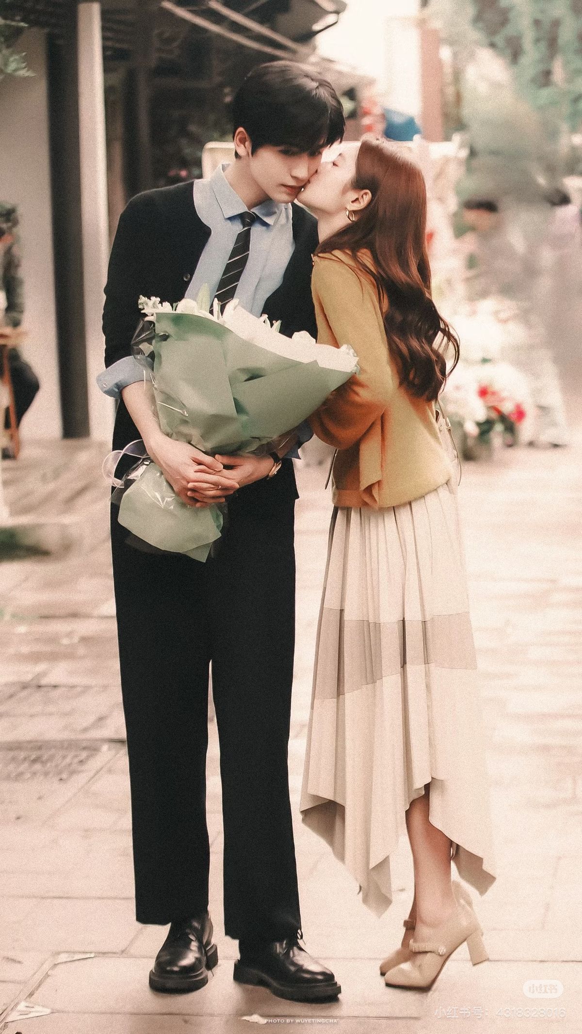 Mười năm gặp lại, vẫn là anh