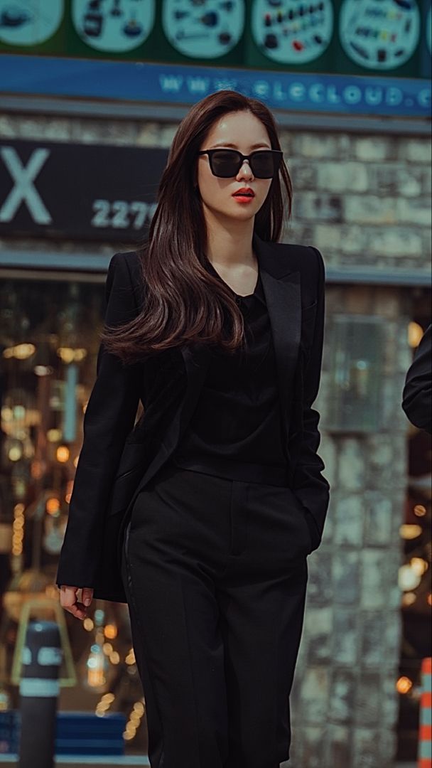 Đồng nghiệp “trà xanh” điên cuồng bịa đặt về tôi