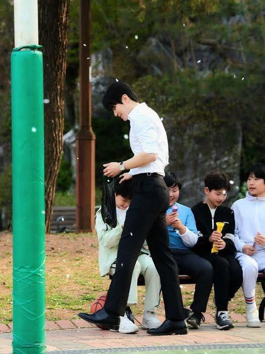 Hạnh Phúc Muôn Màu