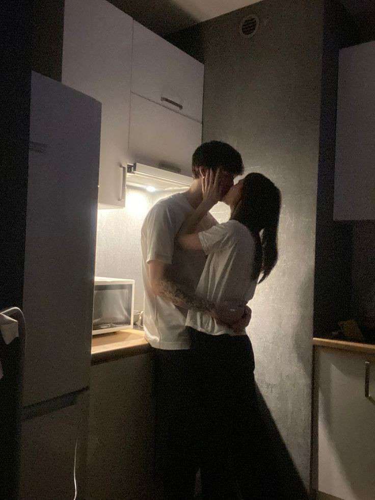 Ly Hôn Rồi Mới Biết Anh Yêu Em