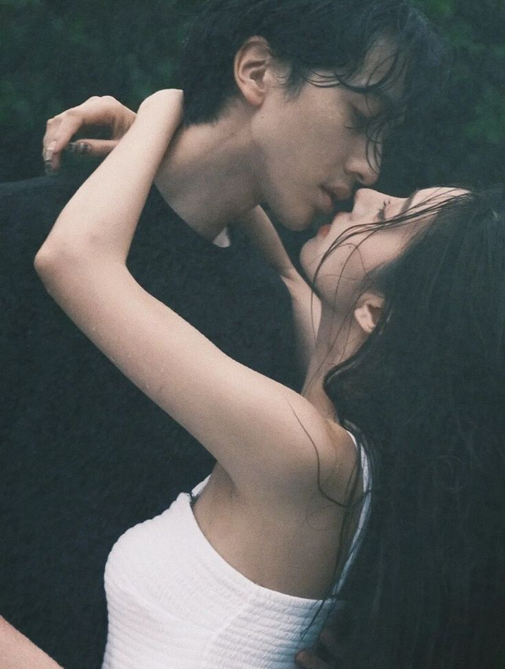 Kẻ Thù Truyền Kiếp Của Tôi Phá Sản Rồi.