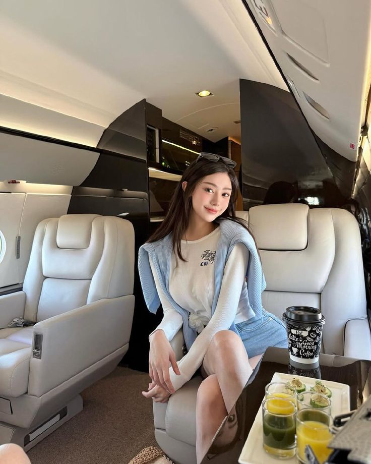 Bữa Ăn 5 Vạn Tệ: Mẹ Tôi Là Tiến Sĩ Quốc Gia