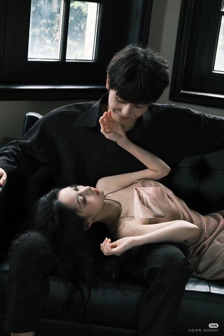 Cây Đinh Ba Của Chị Gái Hải Vương