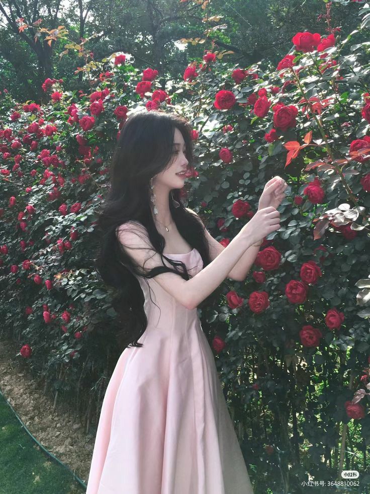 Ly trà vỡ nát trong ngày cưới